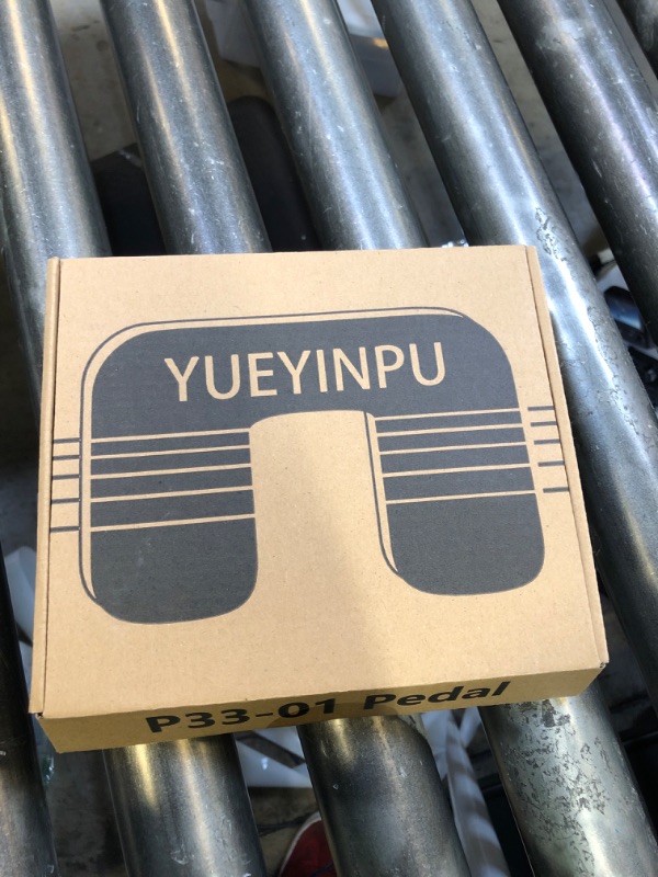 Photo 1 of Yueyinpu Wireless Page Turner Pedal For Tablets iPad Smartphone Rechargeable Anti-Skid Pad (Plus)