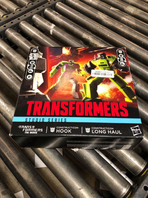 Photo 1 of Transformers Studio Series The The Movie Constructicon Long Haul & Constructicon Hook, 6.5-inch Action Figures, Robot Toys for Ages 8+