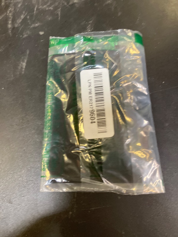 Photo 1 of SAMSUNG Headphones 3.5mm Stereo Earphones with Remote and Mic - Original OEM - Non-Retail Packaging with Pouch - White