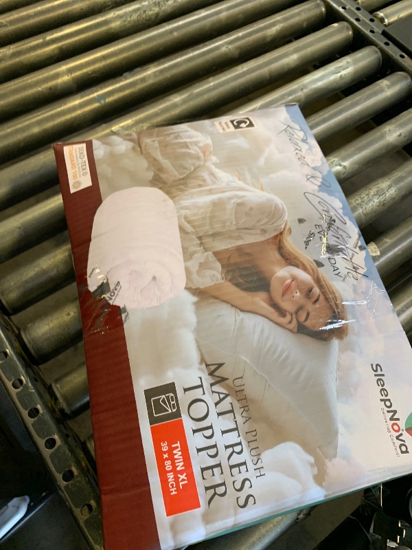 Photo 1 of 100% Cotton Top Twin XL Mattress Topper, Breathable & Cooling Mattress Topper Twin XL, Elastic Fitted Mattress Cover with 8”-21” Deep Pocket, Durable TwinXL Mattress Pad for Back Pain Relief(39"x80")