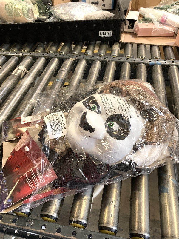 Photo 1 of Panda-Po Deluxe/Muscle Costume, Small (4-6)