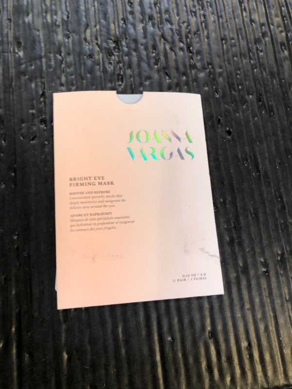 Photo 1 of Joanna Vargas Eye Gel Mask – Hydrating Under Eye Patches with Hyaluronic Acid & Chamomile – Depuffing Eye Mask for Dark Circles, Puffiness & Fine Lines – Gel Eye Pads for Women – 1 Pair