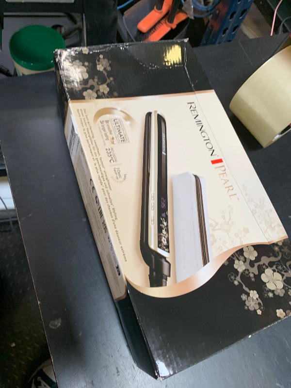 Photo 1 of Remington S9500 Pearl Hair Straightener