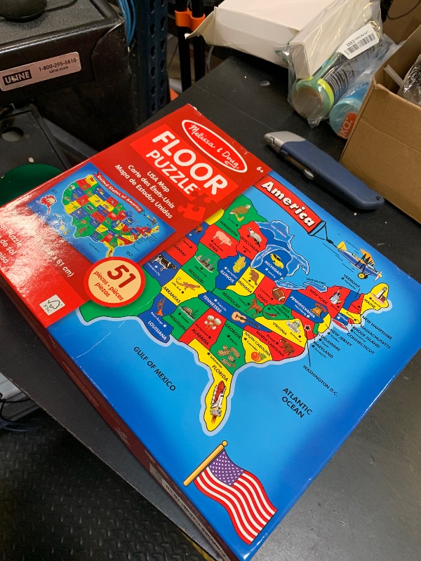 Photo 1 of Melissa & Doug USA Map Floor Puzzle - 51 Pieces (2 x 3 feet) - FSC Certified