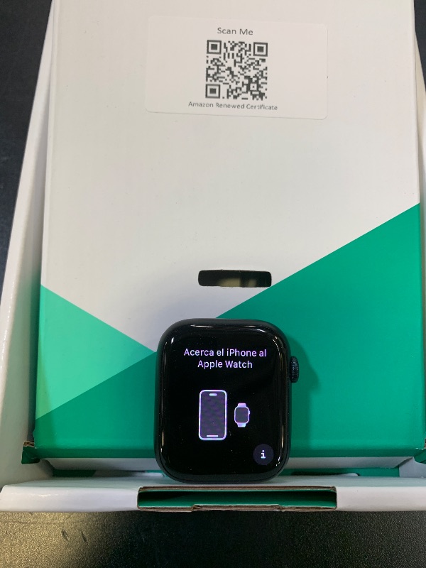 Photo 1 of Apple Watch Series 8 (GPS, 45mm) Midnight Aluminum Case with Midnight Sport Band (Renewed Premium)