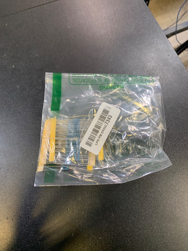 Photo 1 of Chanzon 100pcs 1/4W (0.25W) 12K ? ohm Metal Film Fixed Resistor 0.01 ±1% Tolerance 12KR MF Through Hole Resistors Current Limiting Rohs Certificated