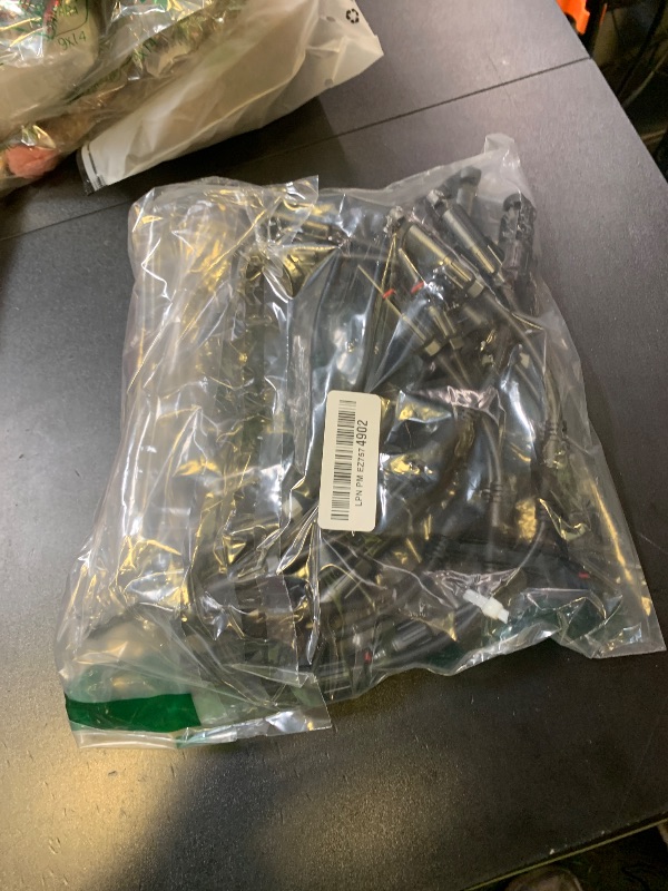 Photo 1 of ECO-WORTHY 4 Pair Solar Connectors 30A Y Branch Parallel PV Adapter Cable Wire Plug Tool Kit for Solar Panel(M/FF+F/MM)