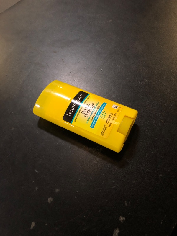 Photo 1 of Neutrogena Beach Defense Sunscreen Stick SPF 50, Hands-Free Application, Hawaii Reef Act 104 Compliant, Octinoxate & Oxybenzone Free, Sunscreen for Face & Body, Travel Size, 1.5 oz