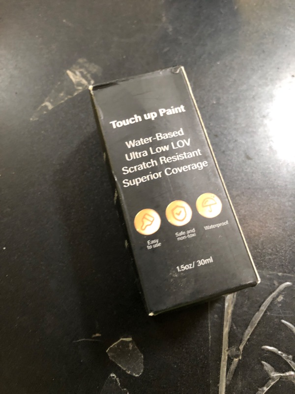 Photo 1 of Tub Tile Gloss White Paint Touch Up Paint Kit for Bathtub Porcelain Repair Scratches Cracks Chips on Porcelain Acrylic Enamel Cast Iron Tiles Sinks Toilets White