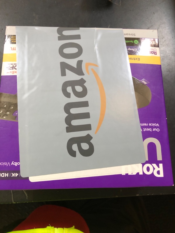Photo 1 of Roku Ultra LT Streaming Device 4K/HDR/Dolby Vision/Dual-Band Wi-Fi with Roku Voice Remote and HDMI Cable, with MTC HDMI Cable and USB Extension Cord
