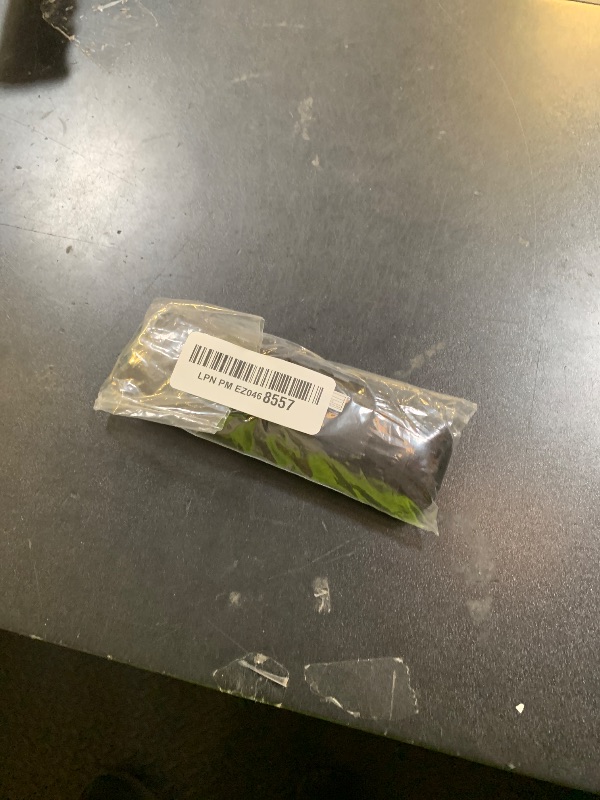 Photo 1 of Replacement Remote fit for ONN Roku TV 100021258 100012585 100012588 100012590 100021261 100012589 100012584 100012590 100012587 100005397 100005843 100005395 100007147 100024699 100012586 100005396