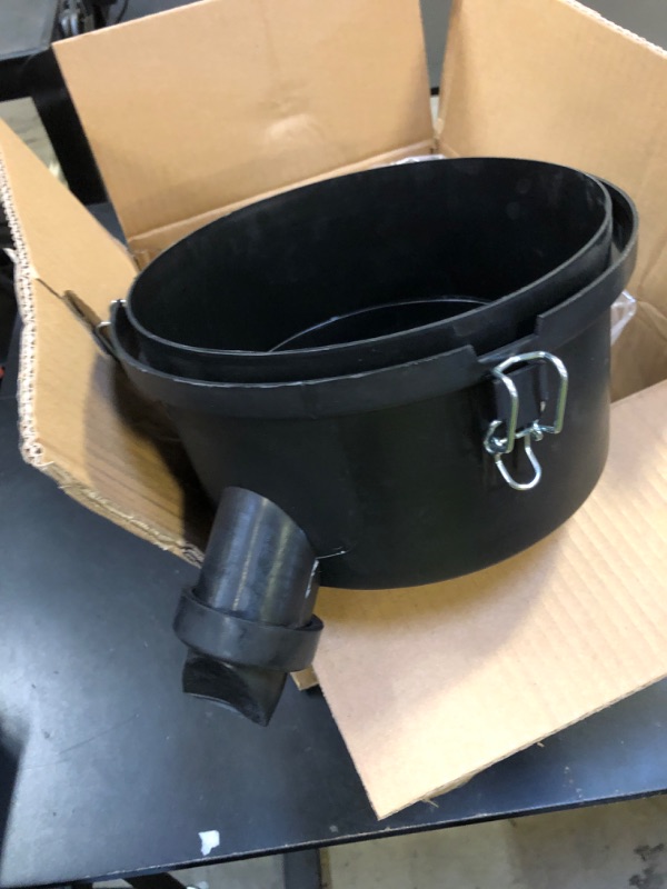 Photo 1 of Generic P532810 Black Plastic Air Filter Cap
