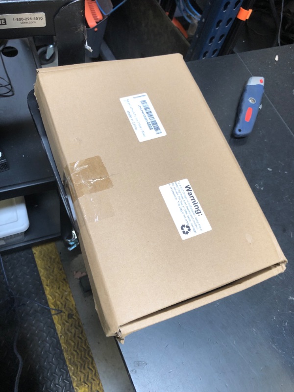 Photo 1 of High Gain All-in-One Passive Log Periodic Antenna for All 5G 4G LTE Bands Compatible with All Major Carriers Including Verizon, Dish Network, US Cellular and AT&T; Supports WiFi, IoT, and RFID