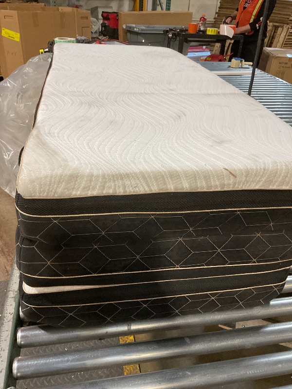 Photo 1 of ** REFER TO NELLIS PHOTOS FOR COLOR**  Comfort Folding Mattress King,Memory Foam Guest Mattress Single,Soft Z Bed Chairbed,Fold Up Floor Mattress Thick,Travel/Nap Futon Mattress