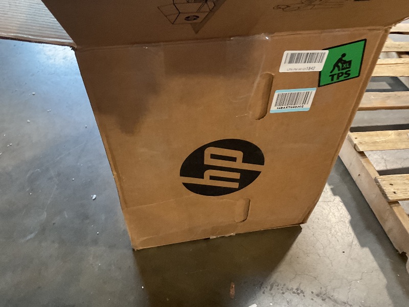 Photo 1 of *** FOR PARTS ONLY/ SMALL DISPLAY SCREEN SEVERELY DAMAGED CANNOT SEE **** HP Color LaserJet Enterprise M554dn Duplex Printer (7ZU81A)