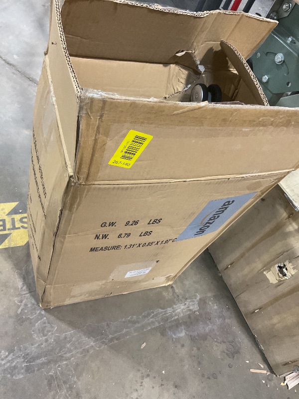 Photo 1 of **MISSING KEY. LOCKED SHUT**Samsonite Freeform 21 inch Carry On Spinner Navy