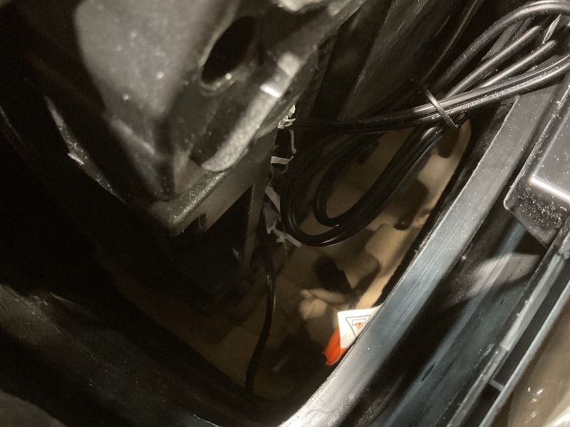 Photo 1 of **DIRT**Fellowes 14C10 14-Sheet Cross-Cut Home Office Paper Shredder