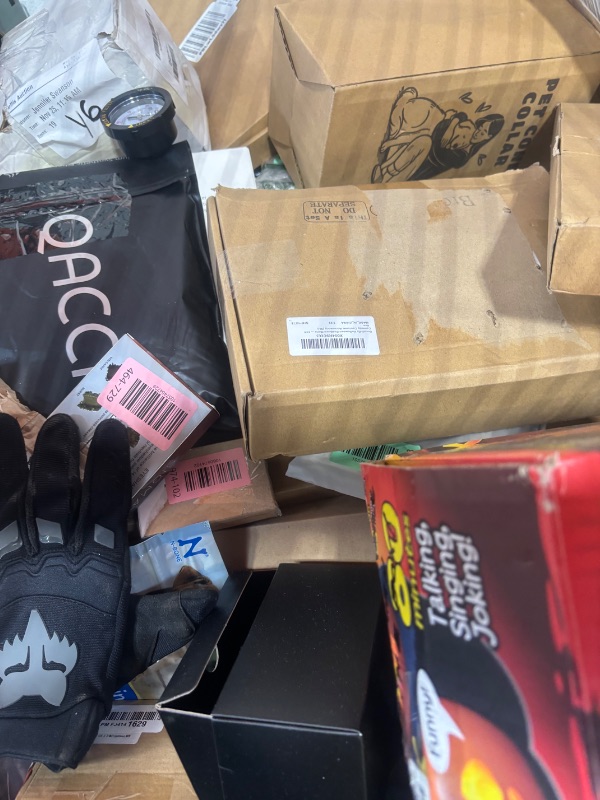 Photo 1 of *** NON REFUNDABLE *** **MUST BRING TRUCK TO PICK UP** TRASH/NON SELL PALLET