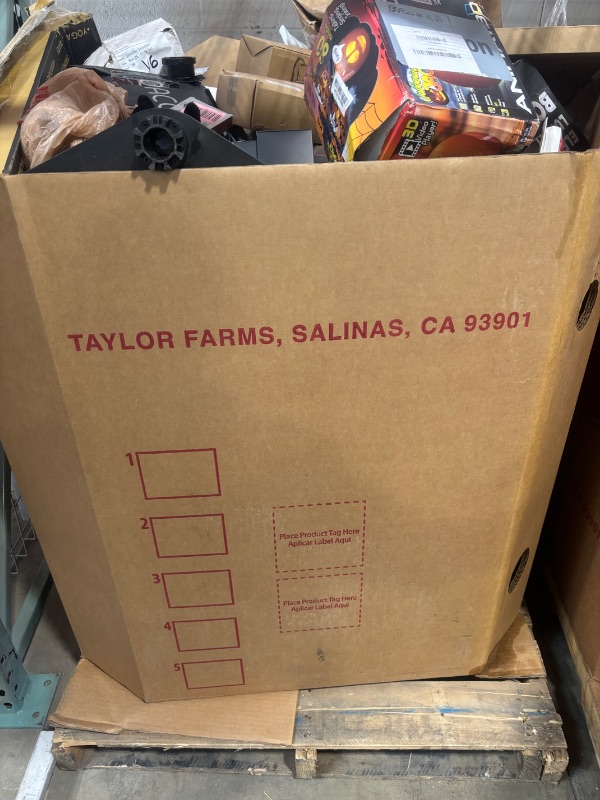 Photo 1 of *** NON REFUNDABLE *** **MUST BRING TRUCK TO PICK UP** TRASH/NON SELL PALLET