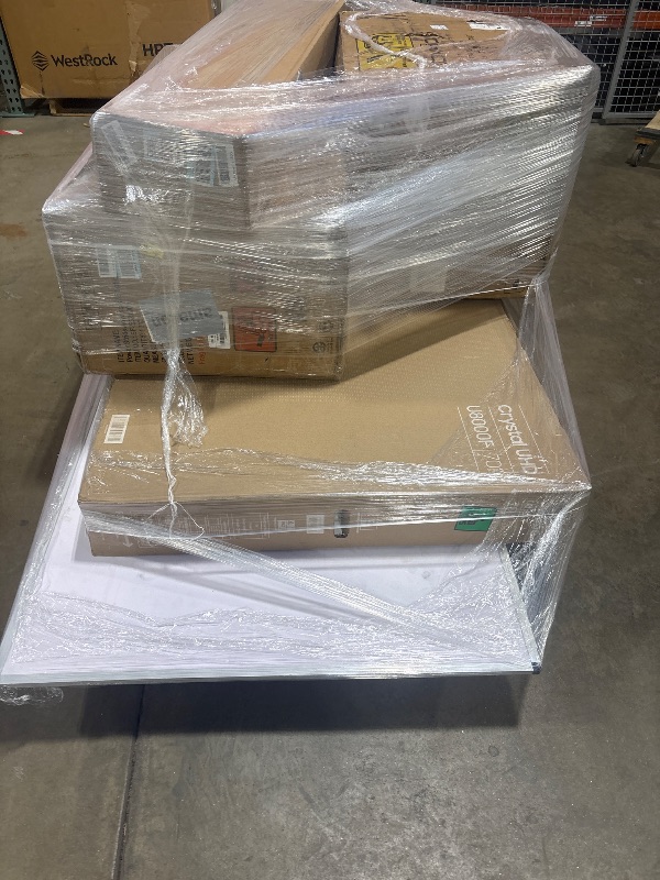 Photo 1 of *** NON REFUNDABLE *** **MUST BRING TRUCK TO PICK UP** TRASH/NON SELL PALLET