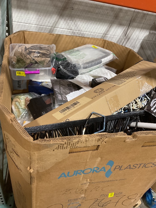 Photo 1 of *** NON-REFUNDABLE ***MUST BRING A TRUCK TO PICK UP**** TRASH/NON SELL PALLET***