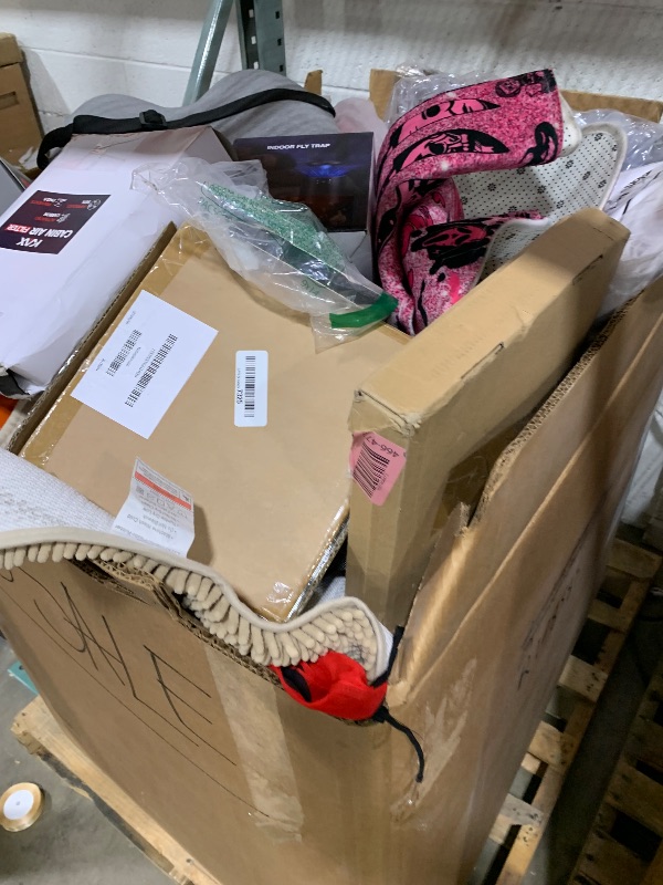 Photo 1 of *** NON REFUNDABLE *** **MUST BRING TRUCK TO PICK UP** TRASH/NON SELL PALLET