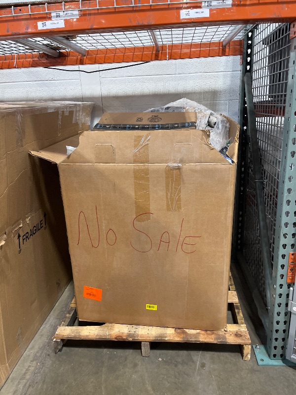 Photo 1 of *** NON REFUNDABLE *** 
TRASH/NON SELL PALLET
*MUST BRING TRUCK TO PICK UP*