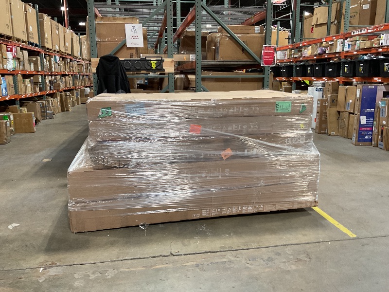 Photo 1 of
*** NON-REFUNDABLE ***MUST BRING A TRUCK TO PICK UP**** TV PALLET***