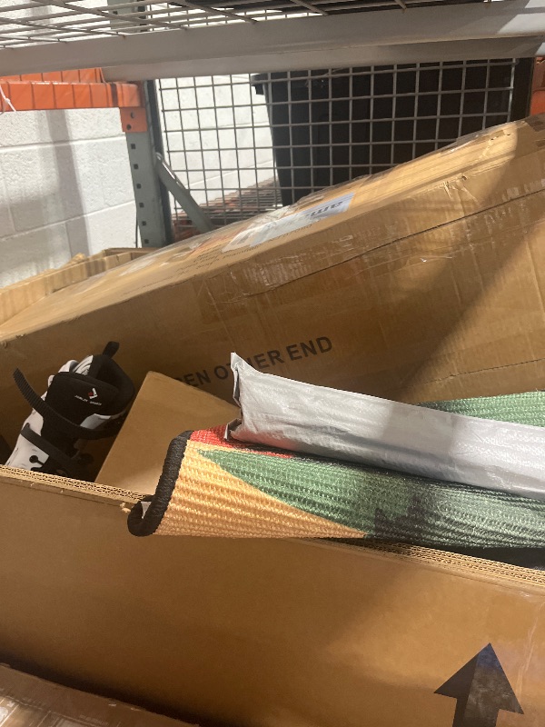 Photo 1 of *** NON REFUNDABLE *** 
TRASH/NON SELL PALLET
*MUST BRING TRUCK TO PICK UP*