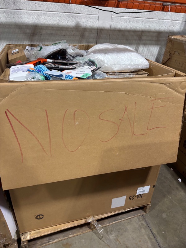 Photo 1 of *** NON REFUNDABLE *** **MUST BRING TRUCK TO PICK UP** TRASH/NON SELL PALLET