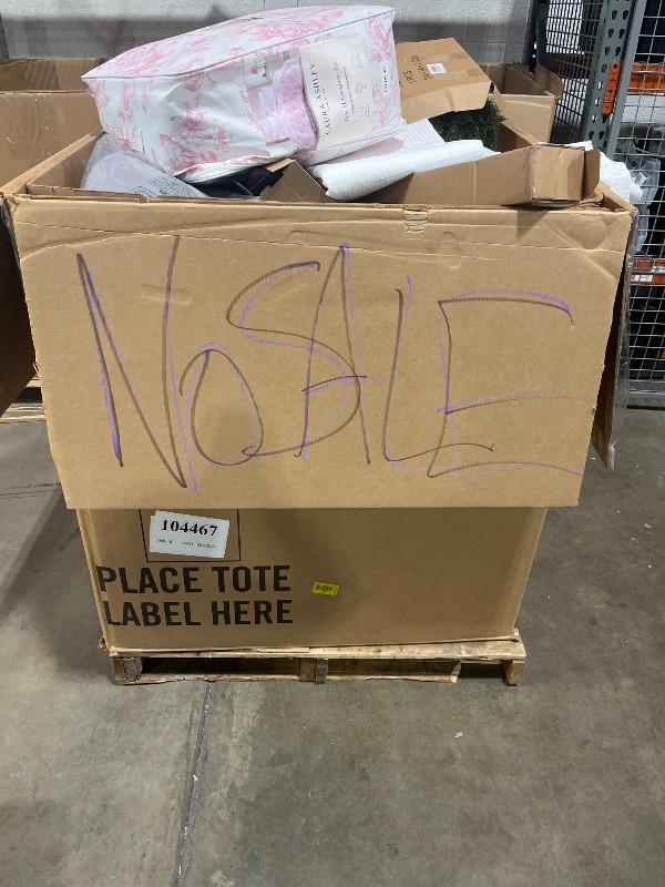 Photo 1 of *** NON REFUNDABLE *** 
TRASH/NON SELL PALLET
*MUST BRING TRUCK TO PICK UP*