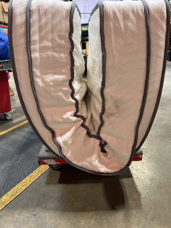 Photo 1 of ****NOT IN PACKAGING /DIRTY FROM TRANSPORT ***** Twin Mattress 10 Inch, Hybrid Mattress Twin Size with Comfy Support, Bed Mattresses with Individual Pocket Springs for Motion Isolation & Pressure Relief, Certipur-Us Certified