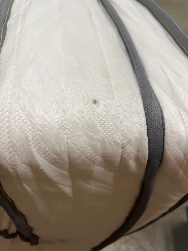 Photo 1 of ****NOT IN PACKAGING /DIRTY FROM TRANSPORT ***** Twin Mattress 10 Inch, Hybrid Mattress Twin Size with Comfy Support, Bed Mattresses with Individual Pocket Springs for Motion Isolation & Pressure Relief, Certipur-Us Certified