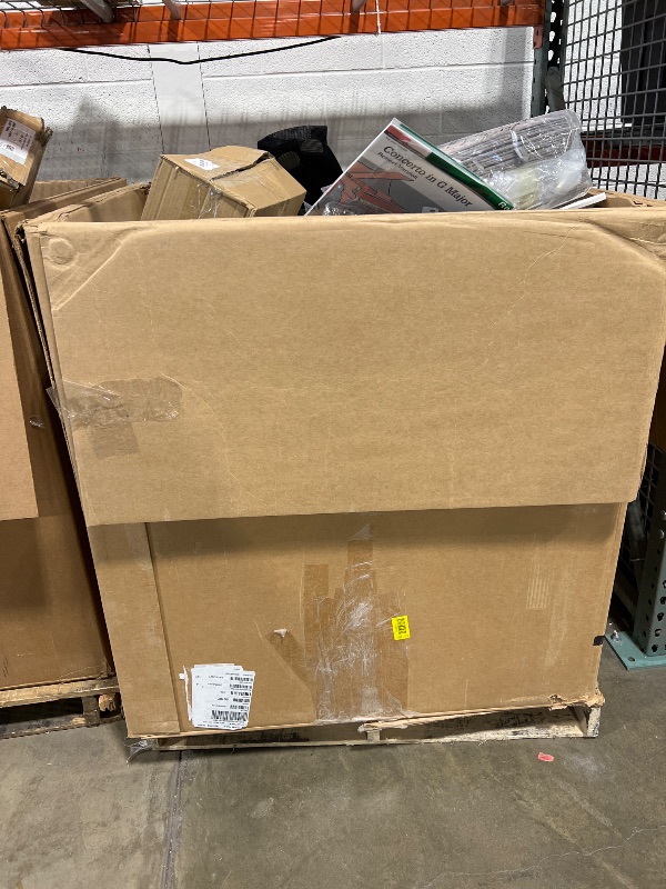 Photo 1 of *** NON REFUNDABLE *** NELLIS AUCTION TRASH/NON SELL PALLET****