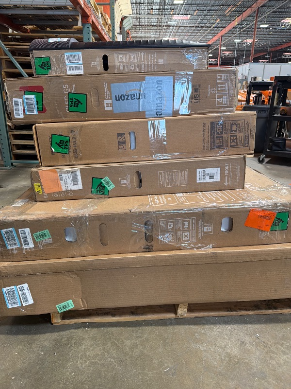 Photo 1 of *FINAL SALE/ NO RETURNSI
PALLET OF NON-FUNCTIONING TVS
QTY 7