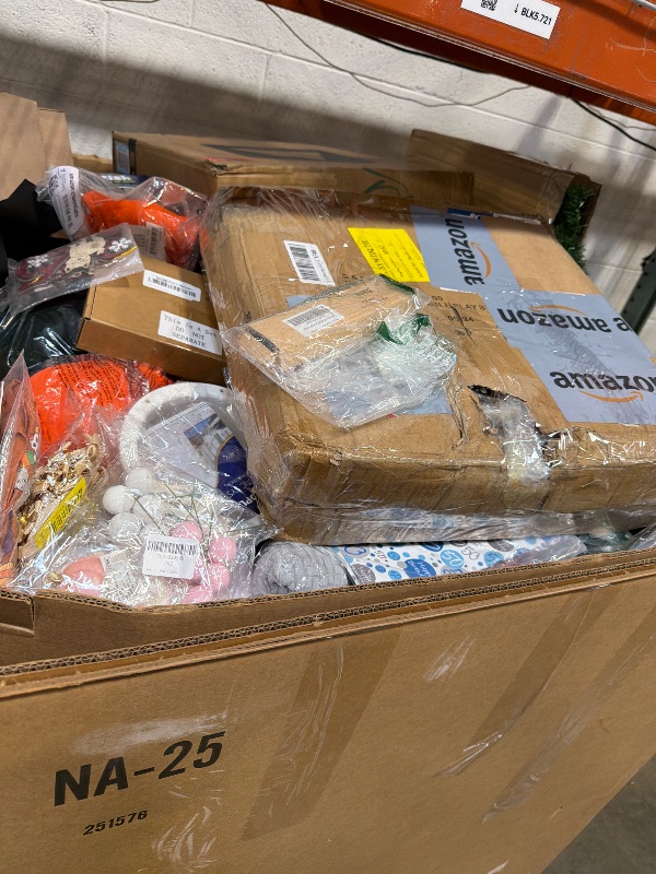 Photo 1 of *** NON REFUNDABLE *** 
NON SELL PALLET
*MUST BRING TRUCK TO PICK UP*