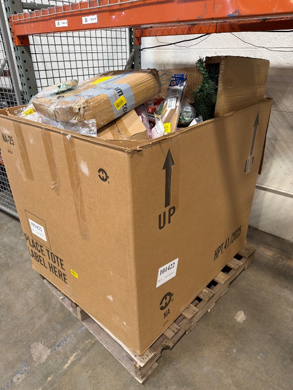 Photo 1 of *** NON REFUNDABLE *** 
NON SELL PALLET
*MUST BRING TRUCK TO PICK UP*