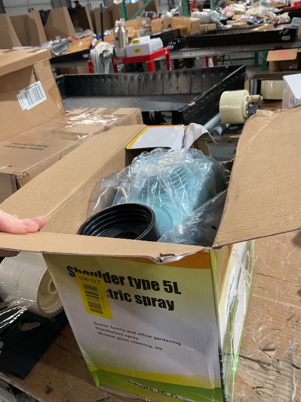 Photo 1 of ***(PARTS ONLY/ NON FUNCTIONAL)***SideKing 1.35 Gallon/5L Battery Powered Electric Sprayer with USB Rechargeable Handle, Portable Garden Sprayer with 23.6" Telescopic Wand, 3 Mist Nozzles and Adjustable Shoulder Strap