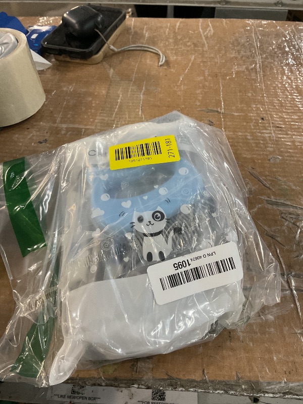 Photo 1 of (MISSING GLOVES) KlerRoem Cat Bathing Bag, Adjustable Anti-bite and Anti-Scratch Shower Mesh Grooming Bag for Pet Dogs, Includes Pet Nail Clipper, Nail File, Grooming Glove, and Cat Shell Comb