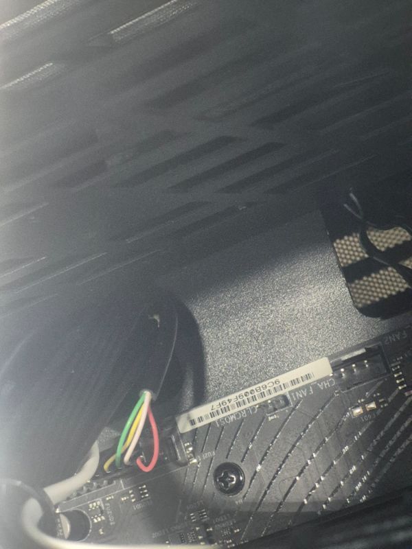 Photo 1 of ****DAMAGED PCIe, STRIPPED AND DAMAGED GPU****
ZOTAC MEK Gaming PC Desktop, NVIDIA GeForce RTX 5090 32GB GDDR7, AMD Ryzen 7 9800X3D Up to 5.2GHz, 32GB DDR5, 2TB NVMe SSD, 1200W 80+ Gold PSU, WiFi 7, Windows 11 Pro