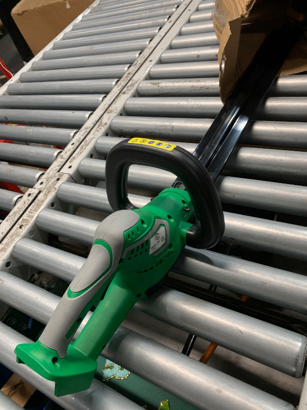 Photo 1 of (see all images) CaliGreen Tools 21V 22" Cordless Laser Cut Hedge Trimmer 3.0Ah Battery and Charger Included