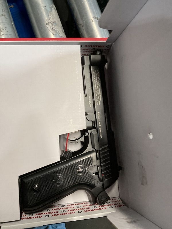 Photo 1 of ***MISSING PARTS***
Crosman CFAMP1L Full Auto P1 CO2-Powered BB Air Pistol With Laser Sight (Class II <1 mW)