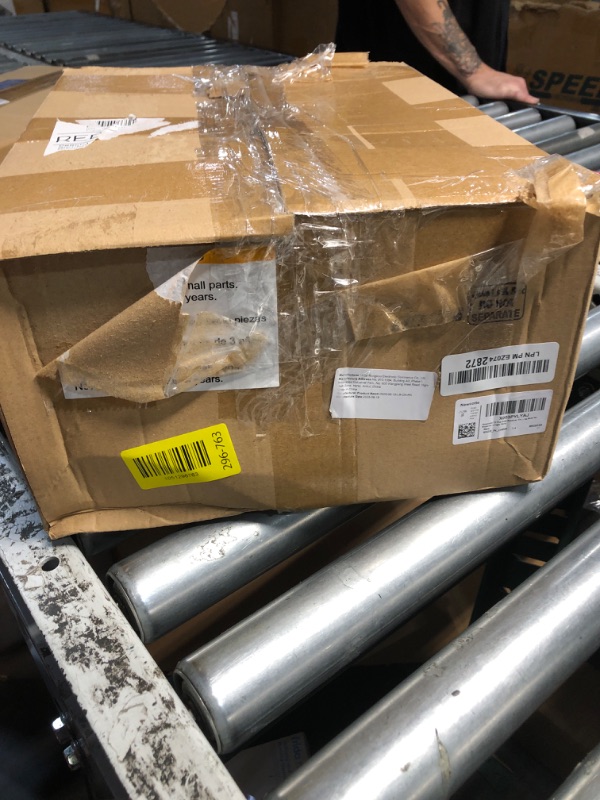 Photo 1 of (incomplete item) Newcotte 72 Pcs Kids Explorer Costume Toy Include 24 Kids Safari Vests 24 Party Plastic Safari Hats 24 Tote Bag Bulk for Explorer Jungle Party