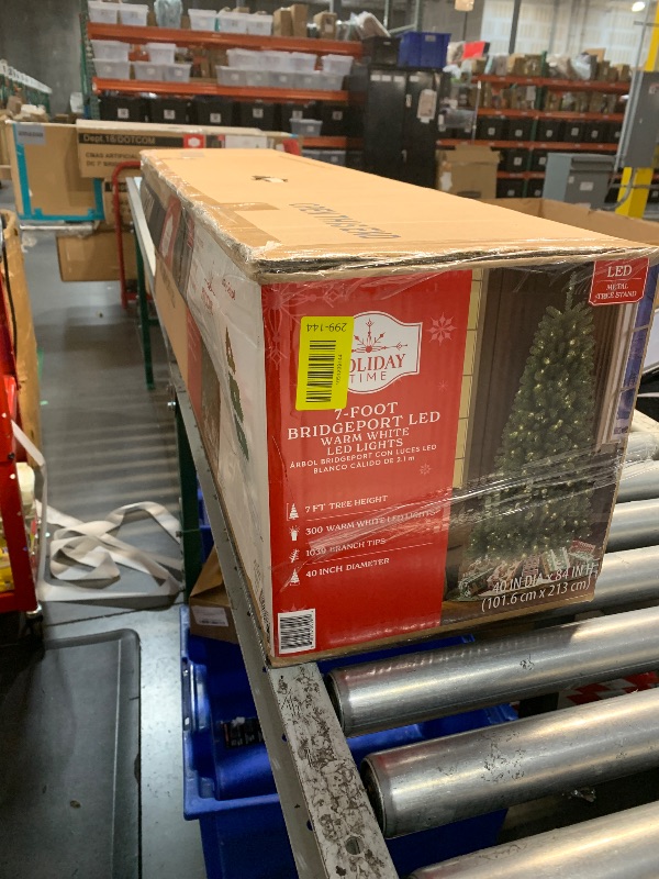 Photo 1 of 7ft Prelit Christmas Tree, Artificial Christmas Tree with 450 Warm White Lights, 1450 Branch Tips, Metal Stand and Hinged Branches