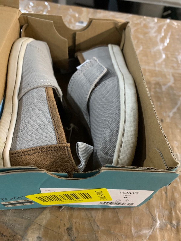 Photo 1 of ***HEAVY USE****    TOMS Kids Alpargata Recycled Cotton Loafer Flat, Drizzle Grey, 8 US Unisex Toddler