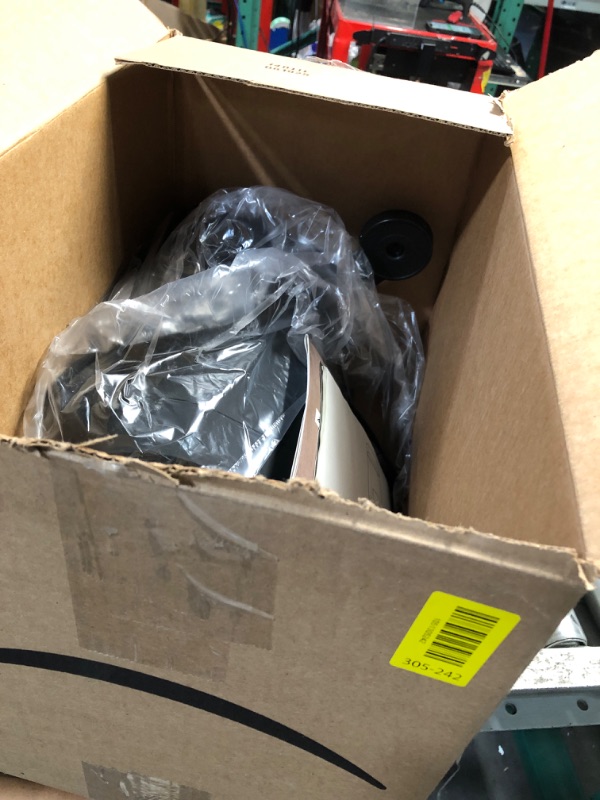 Photo 1 of ***************FOR PARTS ONLY- Powers on, but doesn't work************
Nespresso VertuoPlus Grey