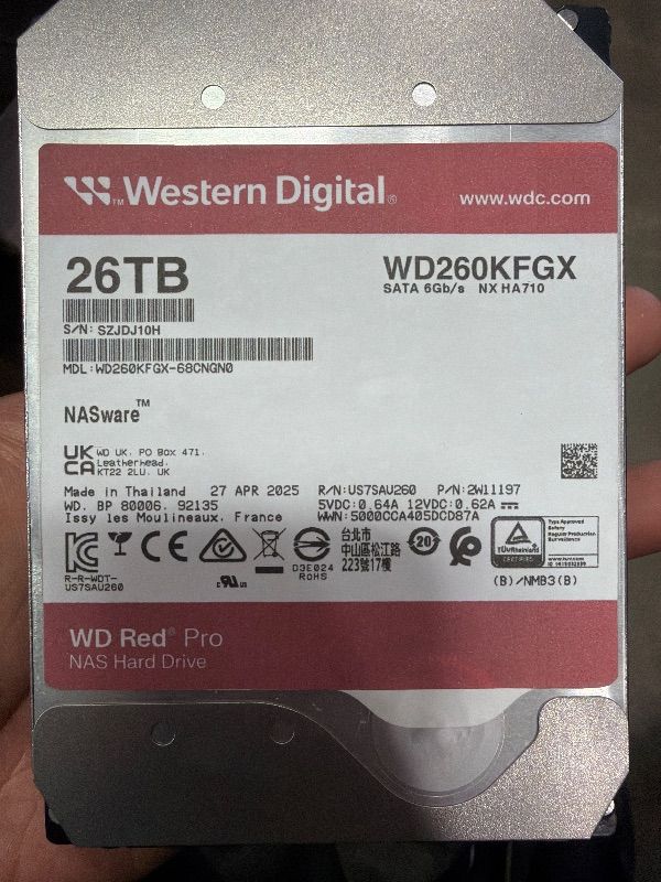 Photo 1 of **FOR PARTS ONLY**
Western Digital 26TB WD Red Pro NAS Internal Hard Drive HDD - 7200 RPM, SATA 6 Gb/s, CMR, 512 MB Cache, 3.5" - WD260KFGX