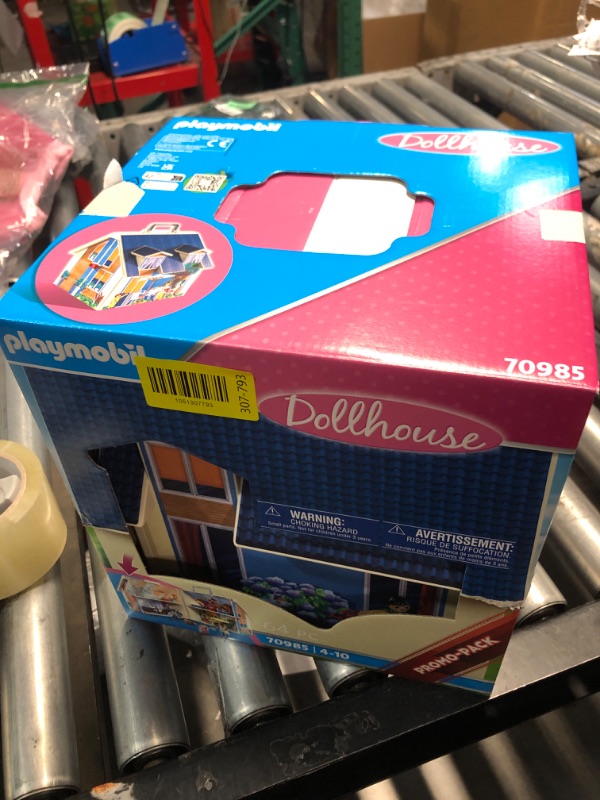 Photo 1 of (missing pieces) only house, missing small stuff Playmobil Take Along Dollhouse