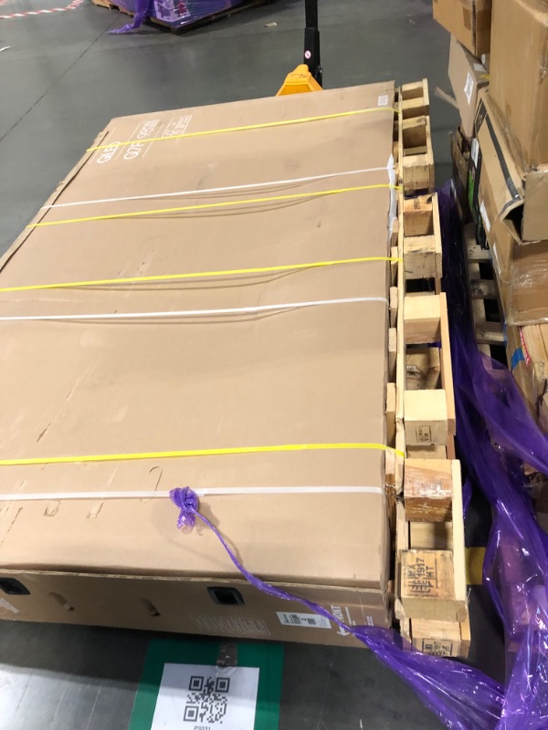 Photo 1 of ****FACTORY SEALED, UNTESTED****
Samsung 98-Inch Class QLED Q7F Series Samsung Vision AI Smart TV (2025 Model, 98Q7F) Quantum HDR, Object Tracking Sound Lite, Q4 AI Gen1 Processor, 4K upscaling, Gaming Hub w/Alexa Built-in