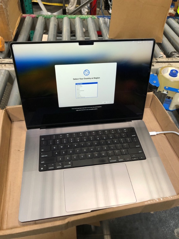 Photo 1 of ***MINOR SCRATCHES***
Apple 2021 MacBook Pro with Apple M1 Max Chip, 16-inch, 32GB RAM, 1TB SSD Storage, Space Gray (Renewed)